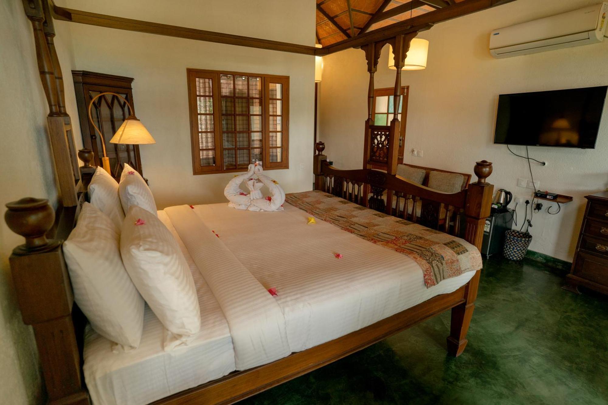 Cranganor History Cafe & Riverside Chateau North Paravur Екстер'єр фото