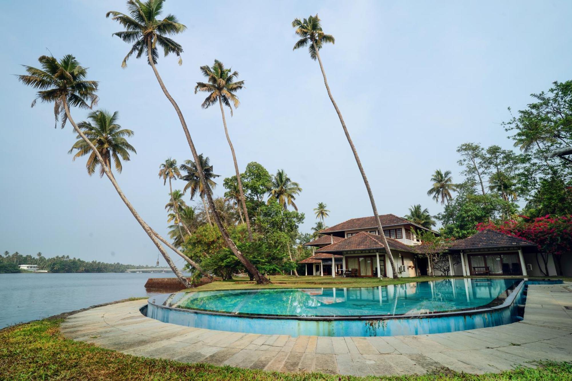 Cranganor History Cafe & Riverside Chateau North Paravur Екстер'єр фото
