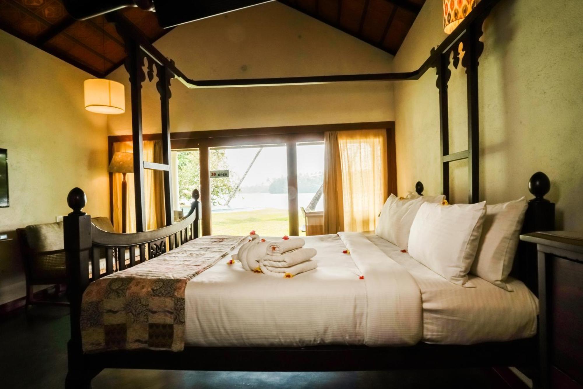 Cranganor History Cafe & Riverside Chateau North Paravur Екстер'єр фото