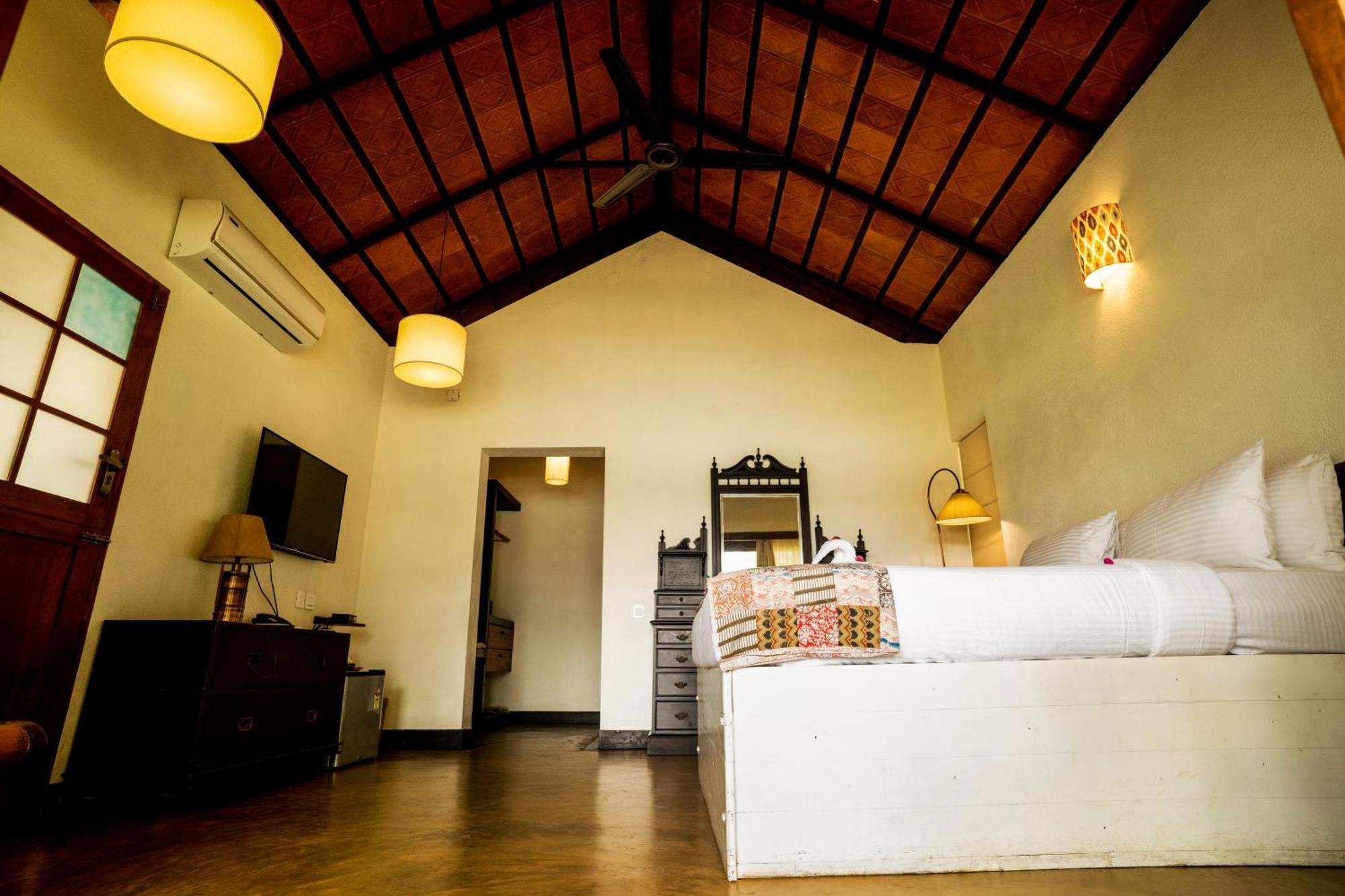 Cranganor History Cafe & Riverside Chateau North Paravur Екстер'єр фото