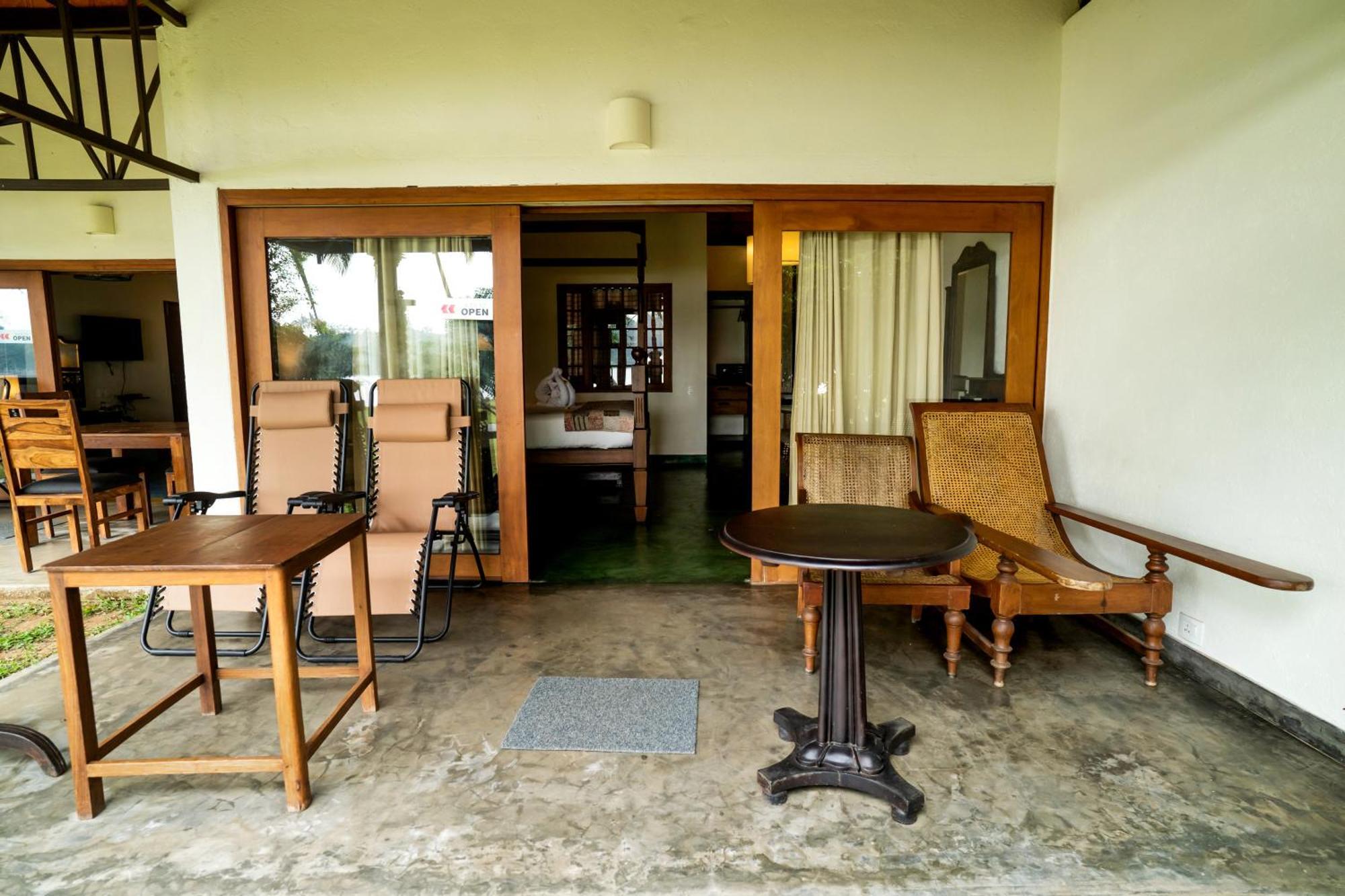 Cranganor History Cafe & Riverside Chateau North Paravur Екстер'єр фото