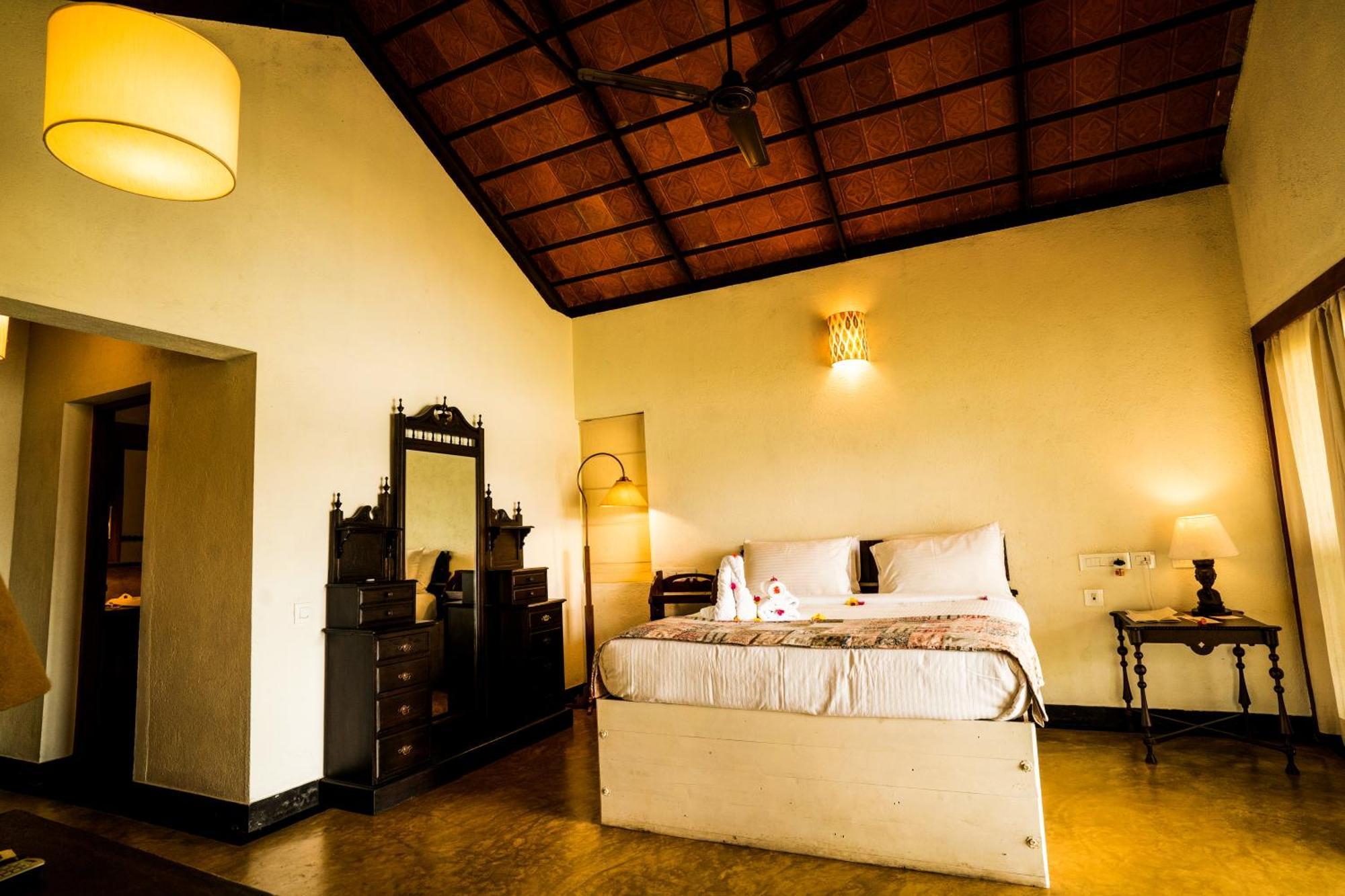 Cranganor History Cafe & Riverside Chateau North Paravur Екстер'єр фото