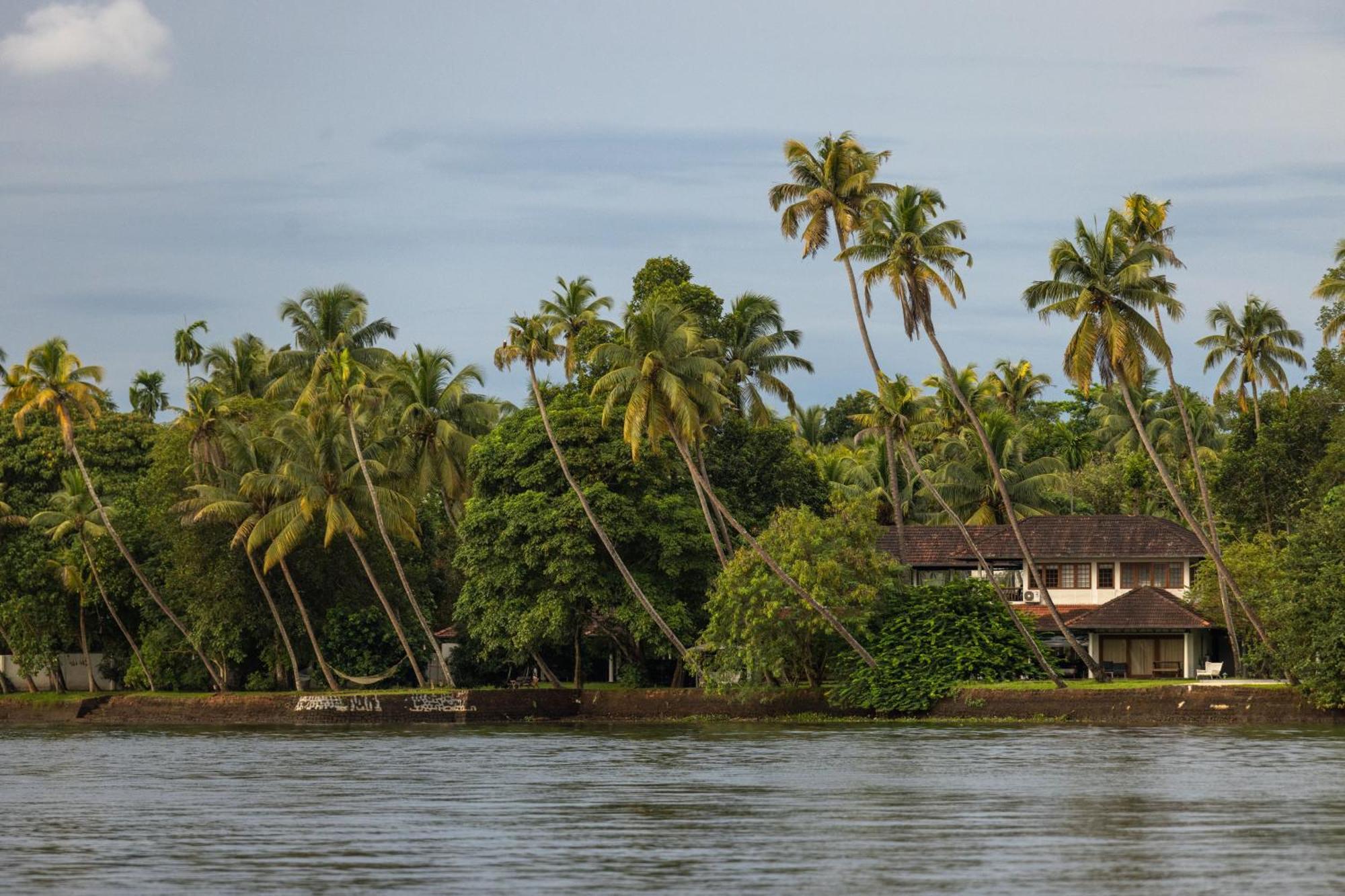 Cranganor History Cafe & Riverside Chateau North Paravur Екстер'єр фото