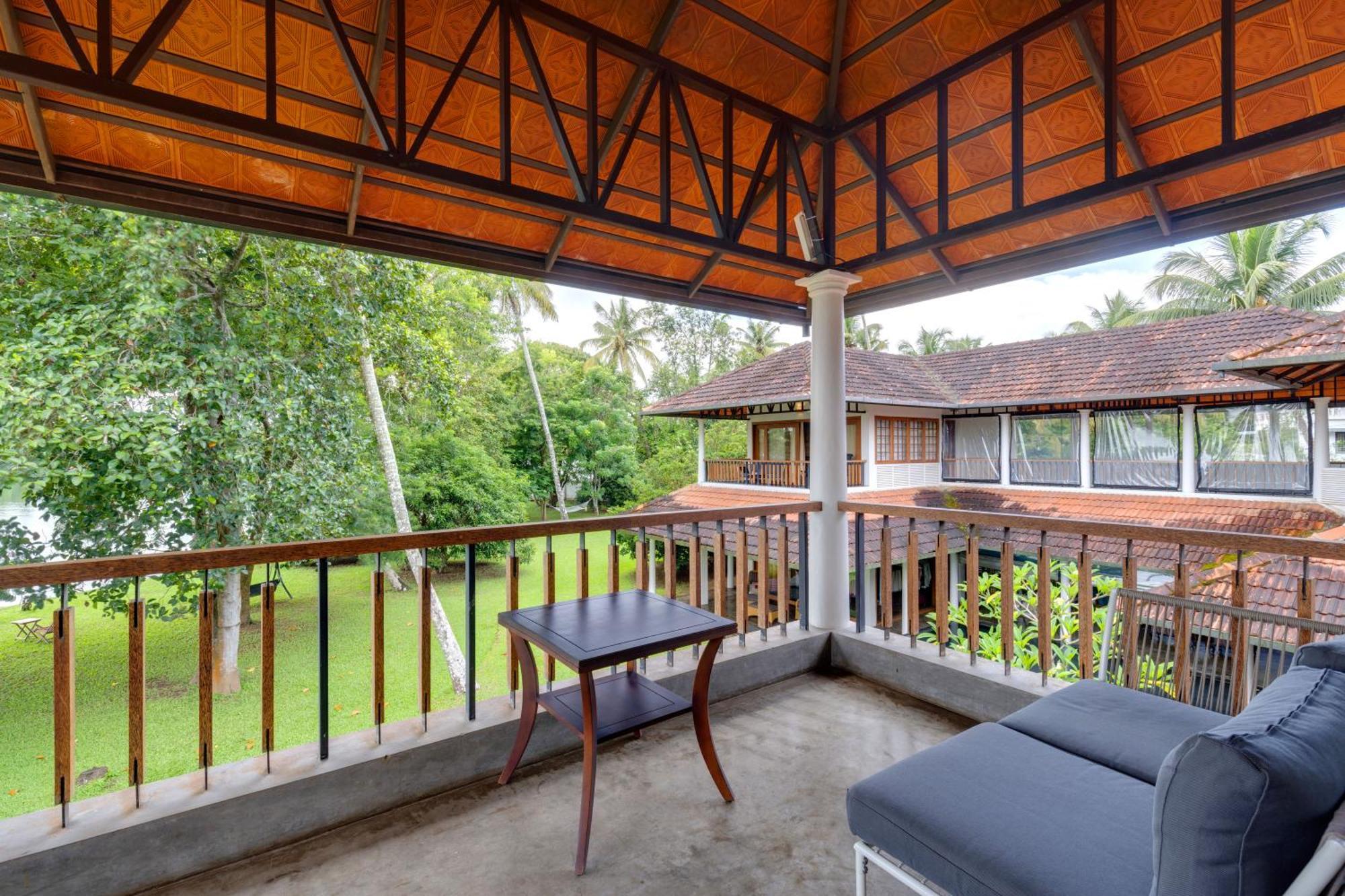 Cranganor History Cafe & Riverside Chateau North Paravur Екстер'єр фото