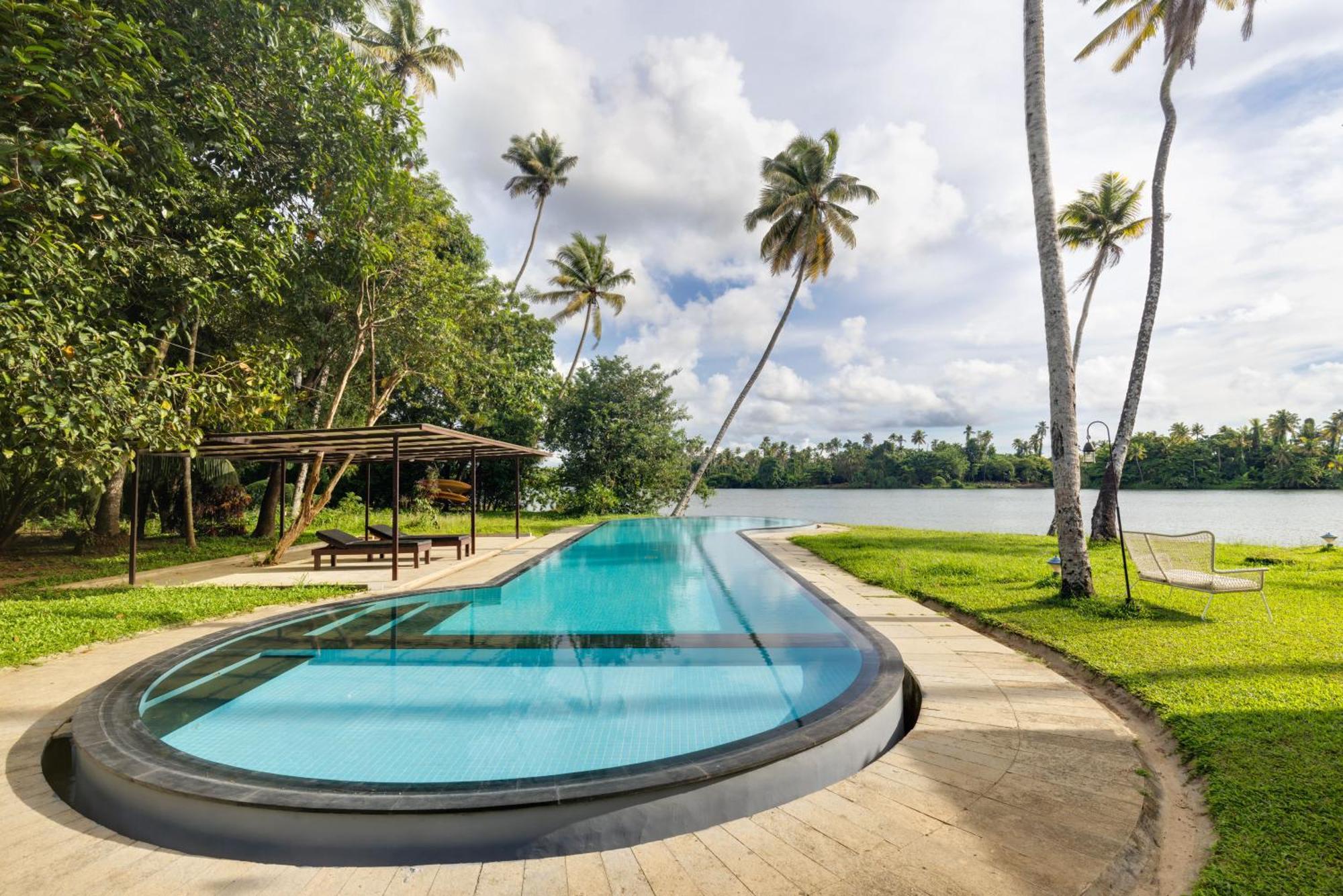Cranganor History Cafe & Riverside Chateau North Paravur Екстер'єр фото