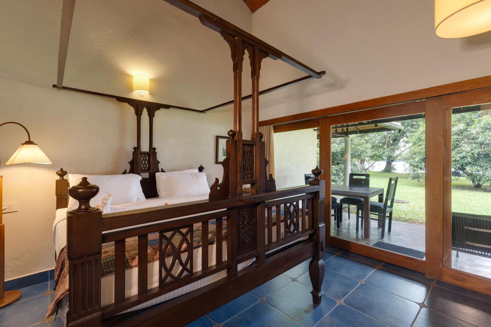Cranganor History Cafe & Riverside Chateau North Paravur Екстер'єр фото